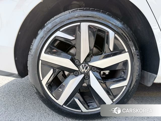 Volkswagen Lingdu id 4277768 из Китая 14