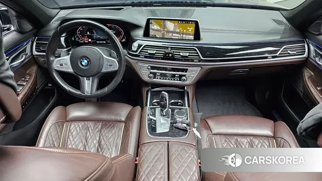 BMW 7 Series (G11) id 3023801 из Кореи 17