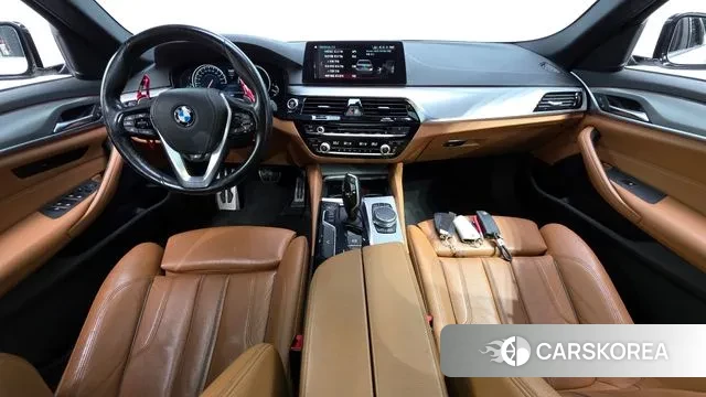 BMW 5 Series (G30) id 3779345 из Кореи 17