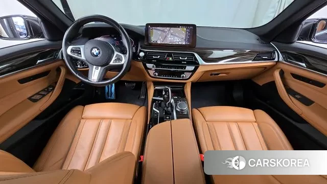 BMW 5 Series (G30) id 2931298 из Кореи 17