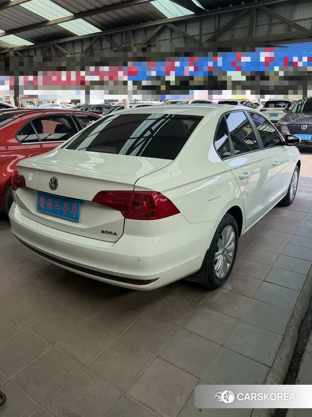 Volkswagen Bora id 4299742 из Китая 7
