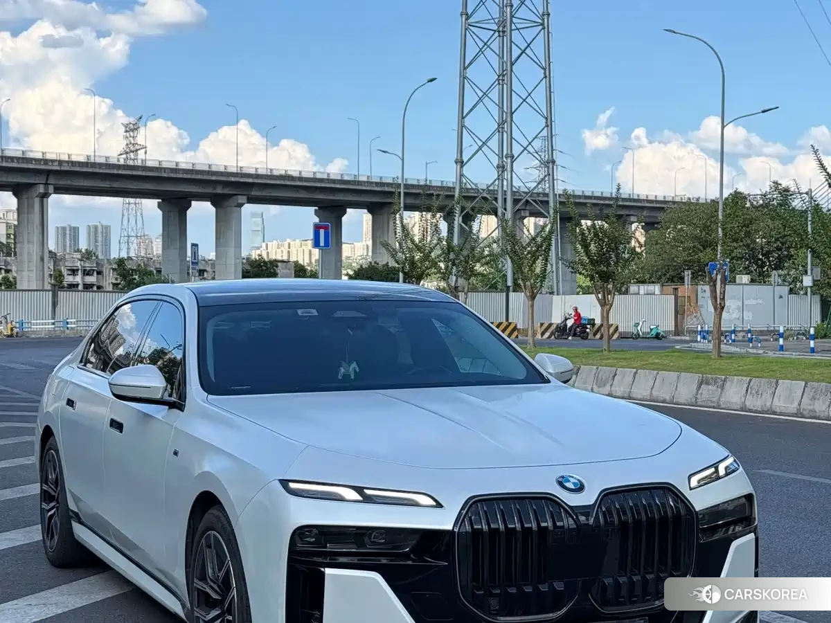 BMW 7 series id 4679514 из Китая 10