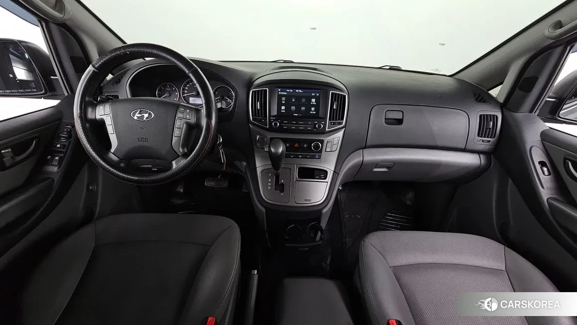 Hyundai The New Grand Starex id 2124715 из Кореи 17