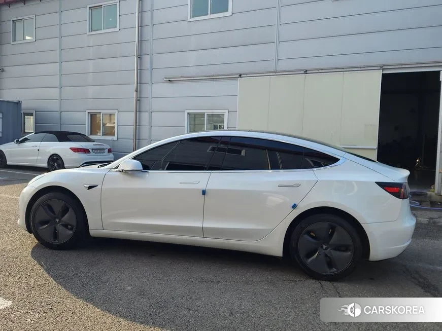 Tesla Model 3 id 1519677 из Кореи 17