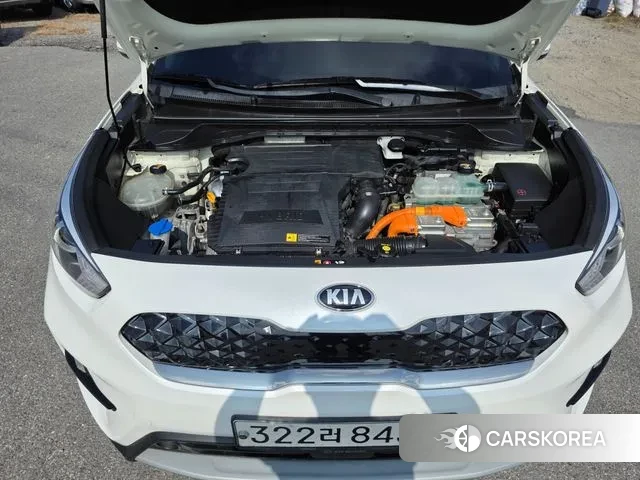 Kia Niro id 3198114 из Кореи 14