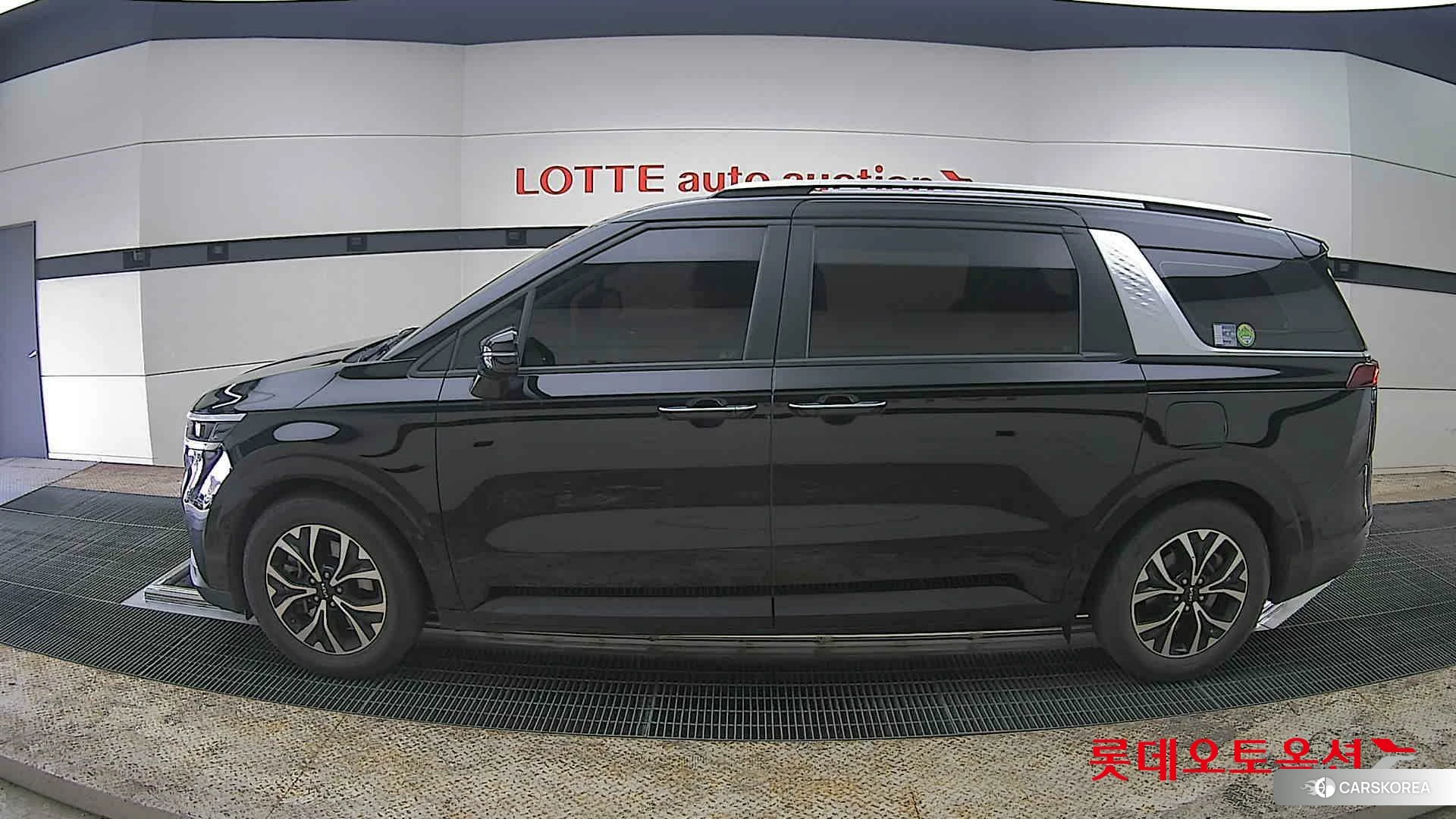 Kia Carnival id 3875751 из Кореи 34