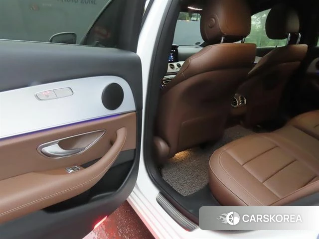 Mercedes-Benz E-Class W213 id 4573079 из Кореи 17