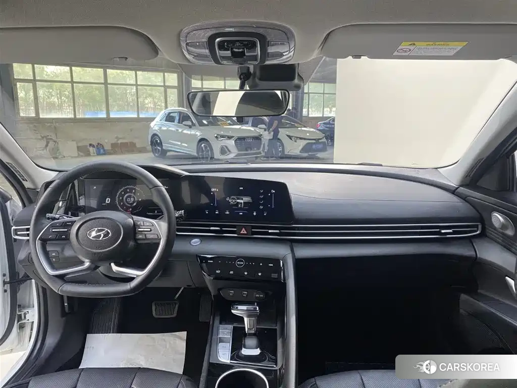 Hyundai Elantra id 4545985 из Китая 23