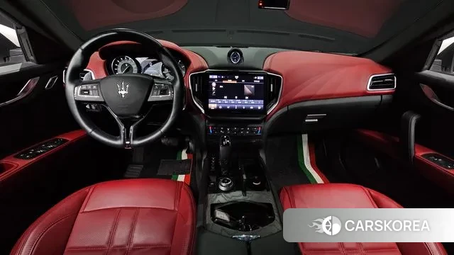 Maserati Ghibli id 3053443 из Кореи 17