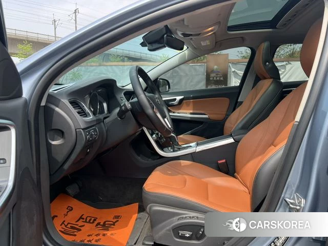 Volvo S60 id 4209514 из Китая 13