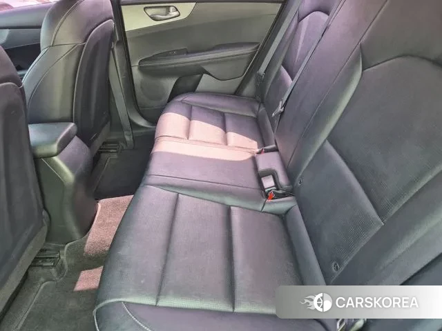 Kia Come New K3 id 3018941 из Кореи 15