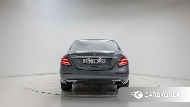 Mercedes-Benz E-Class W213 id 4712823 из Кореи 17