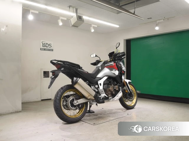 Honda CRF1100L AFRICA TWIN DCT 2026 из Японии, фото 5
