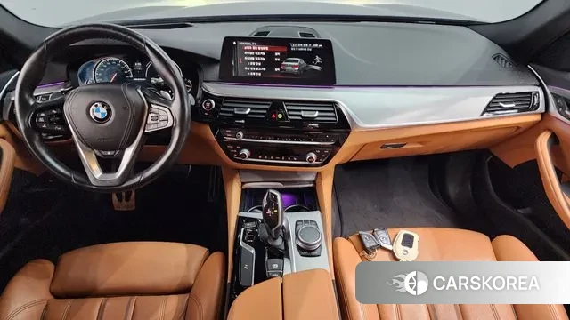 BMW 5 Series (G30) id 3357430 из Кореи 17