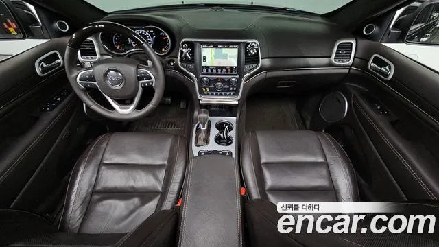 Jeep Grand Cherokee id 2677057 из Кореи 17