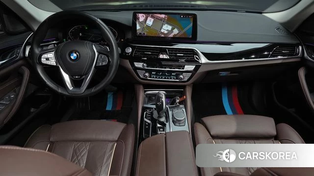 BMW 5 Series (G30) id 3843019 из Кореи 17