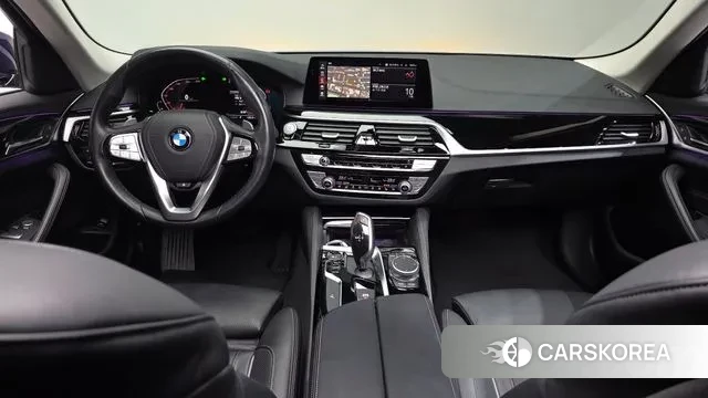 BMW 5 Series (G30) id 3344663 из Кореи 17