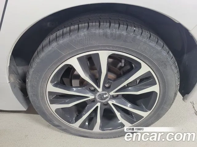 Nissan Leaf (ZE1) id 2891822 из Кореи 17