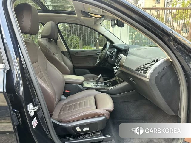 BMW X3 id 4228497 из Китая 18