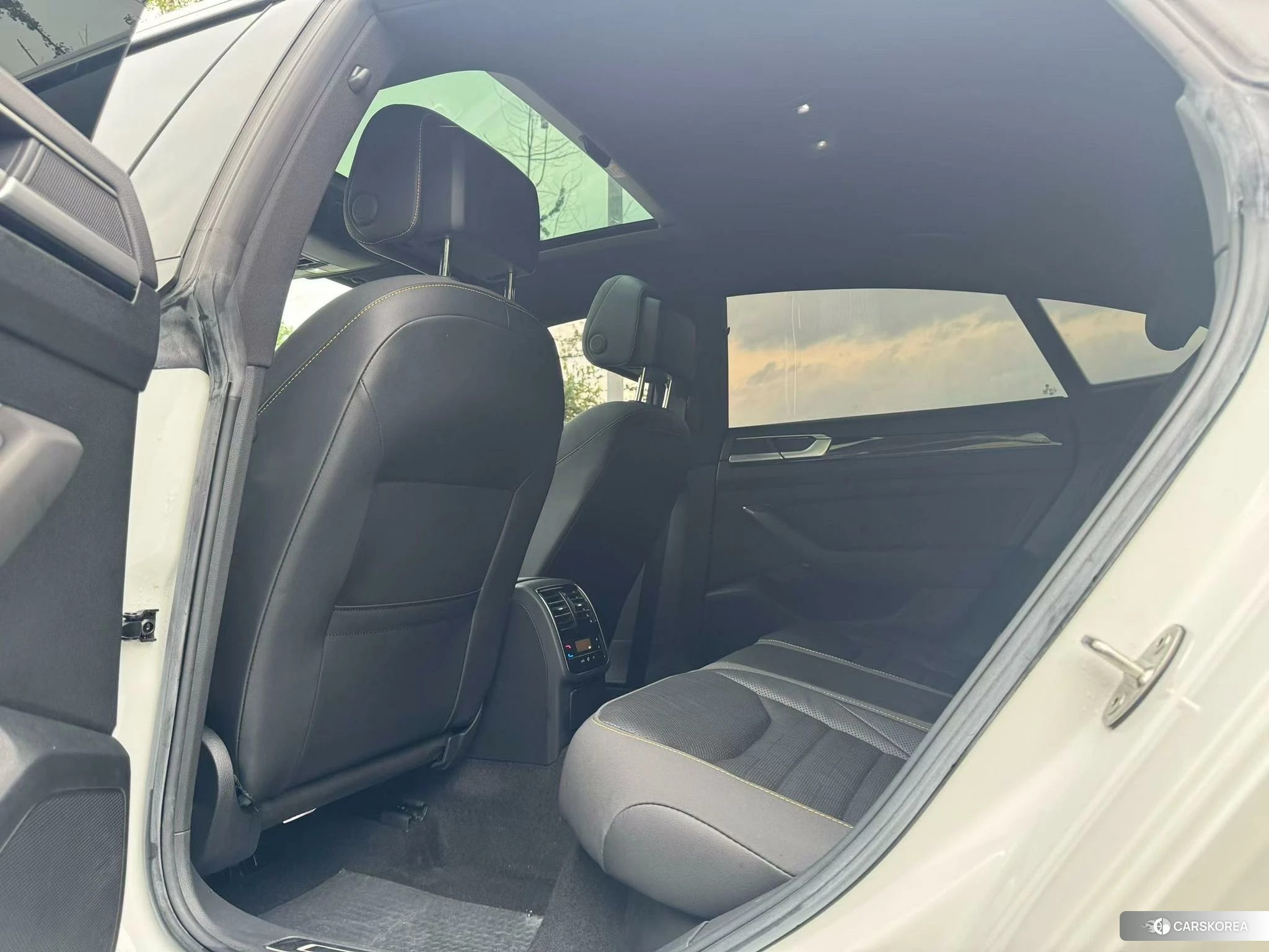 Volkswagen CC id 4426796 из Китая 7