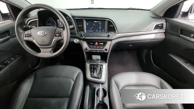 Hyundai Avante AD id 3547765 из Кореи 17