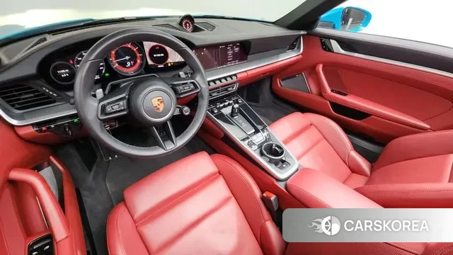 Porsche 911(992) id 3373999 из Кореи 17