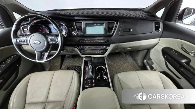 Kia The New Carnival id 4477280 из Кореи 17