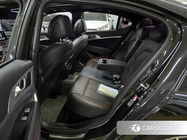 Genesis G70 id 4465698 из Кореи 17