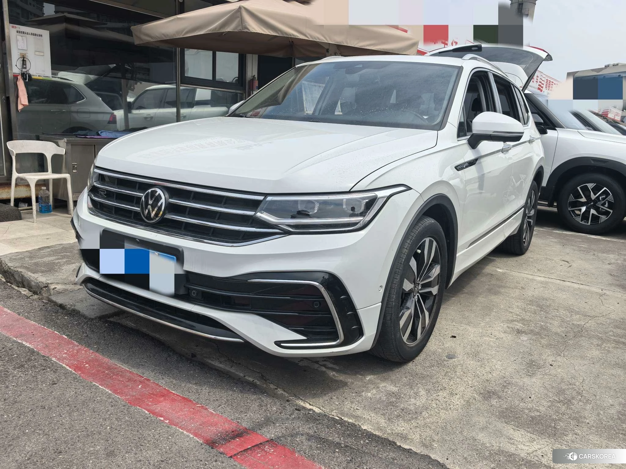 Volkswagen Tiguan L id 4440925 из Китая 7