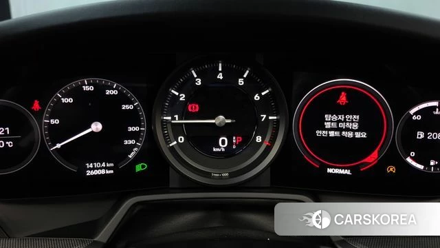 Porsche 911(992) id 4670411 из Кореи 28
