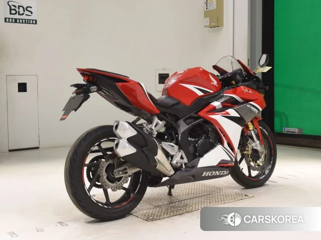 Проданный Honda CBR250RR ABS 2017 из Японии, фото 3