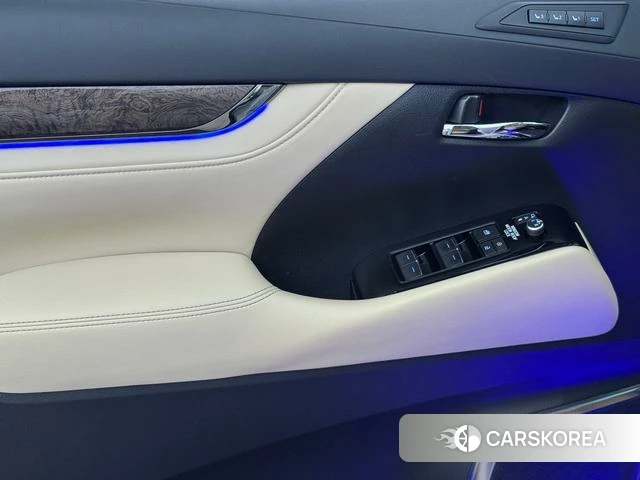 Toyota Wilfa id 4276113 из Китая 16