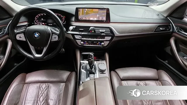 BMW 5 Series (G30) id 3611996 из Кореи 17