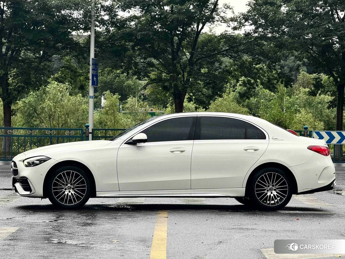 Mercedes-Benz Class C id 4485524 из Китая 12