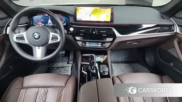 BMW 5 Series (G30) id 2884247 из Кореи 17