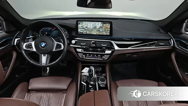 BMW 5 Series (G30) id 3551404 из Кореи 17