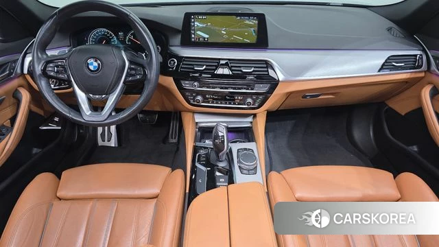 BMW 5 Series (G30) id 4246262 из Кореи 29