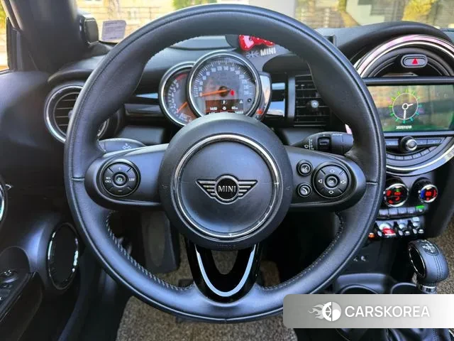 Mini Cooper Convertible id 3380195 из Кореи 17