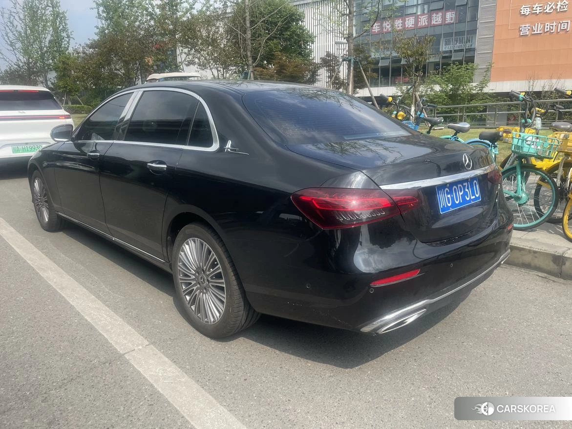 Mercedes-Benz E-class id 4504798 из Китая 7