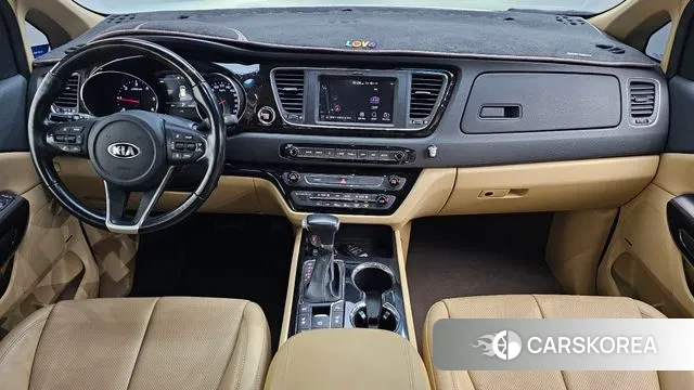 Kia The New Carnival id 3778930 из Кореи 17