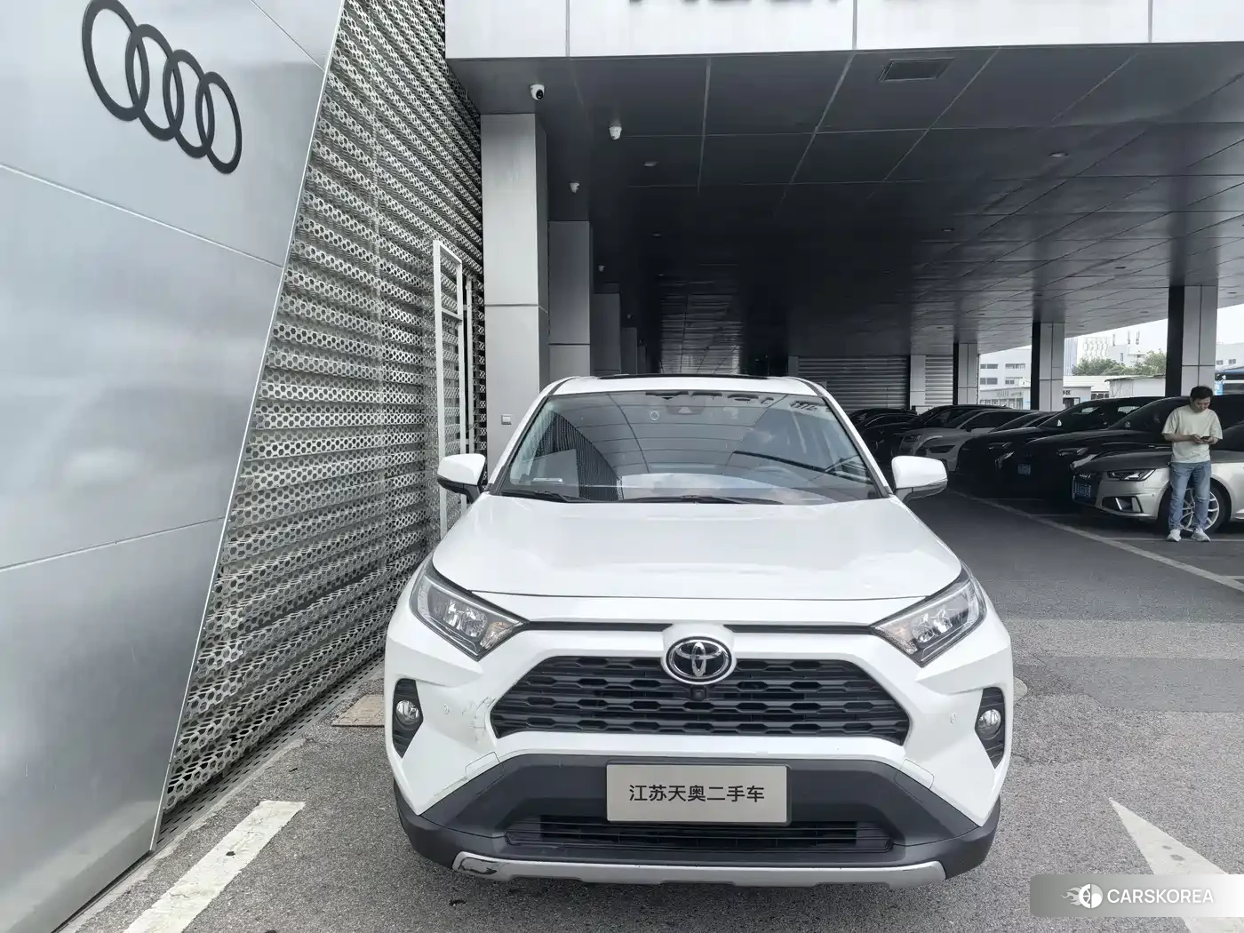 Toyota RAV4 id 4538852 из Китая 10