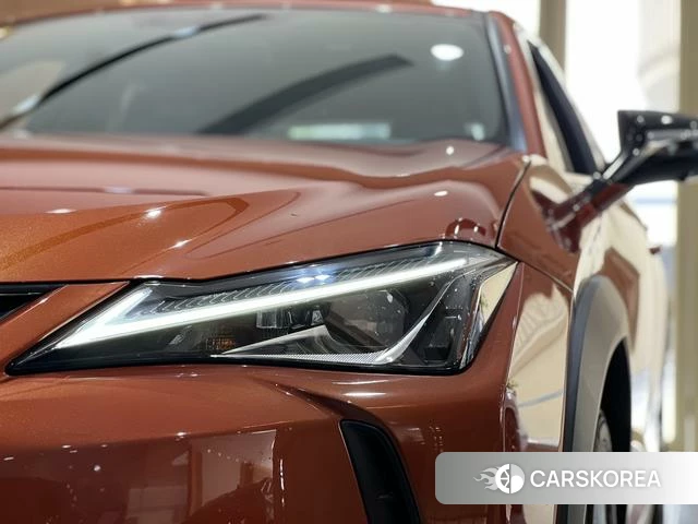 Lexus UX id 4329075 из Китая 16