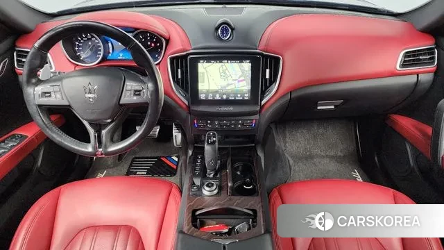 Maserati Ghibli id 3324449 из Кореи 17