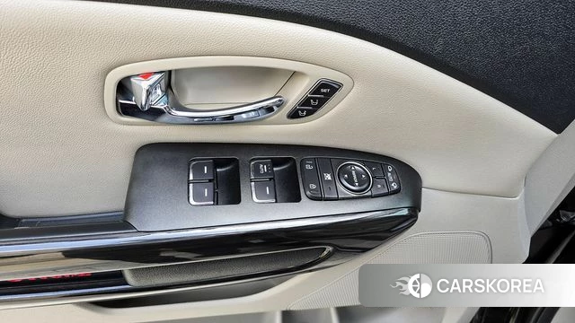 Kia The New Carnival id 4317683 из Кореи 16