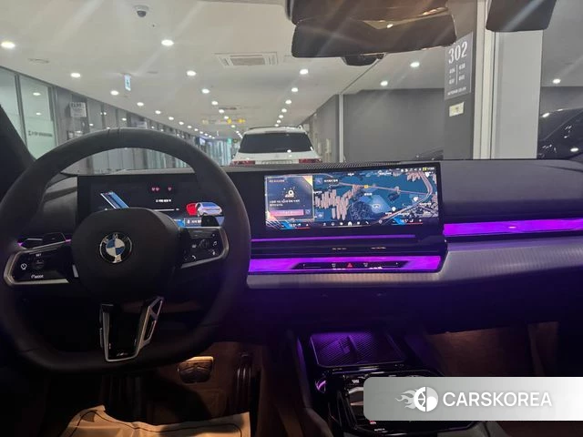 BMW 5 Series (G60) id 4200706 из Кореи 14