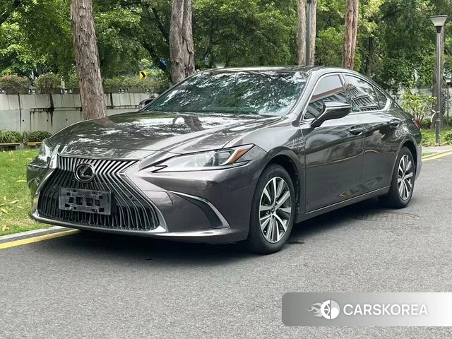 Lexus ES id 4291275 из Китая 7