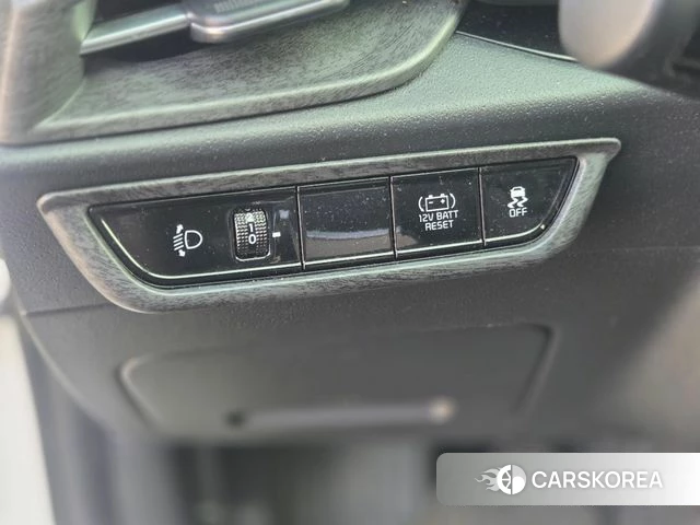 Kia Di Ol Nu Niro id 3890228 из Кореи 7