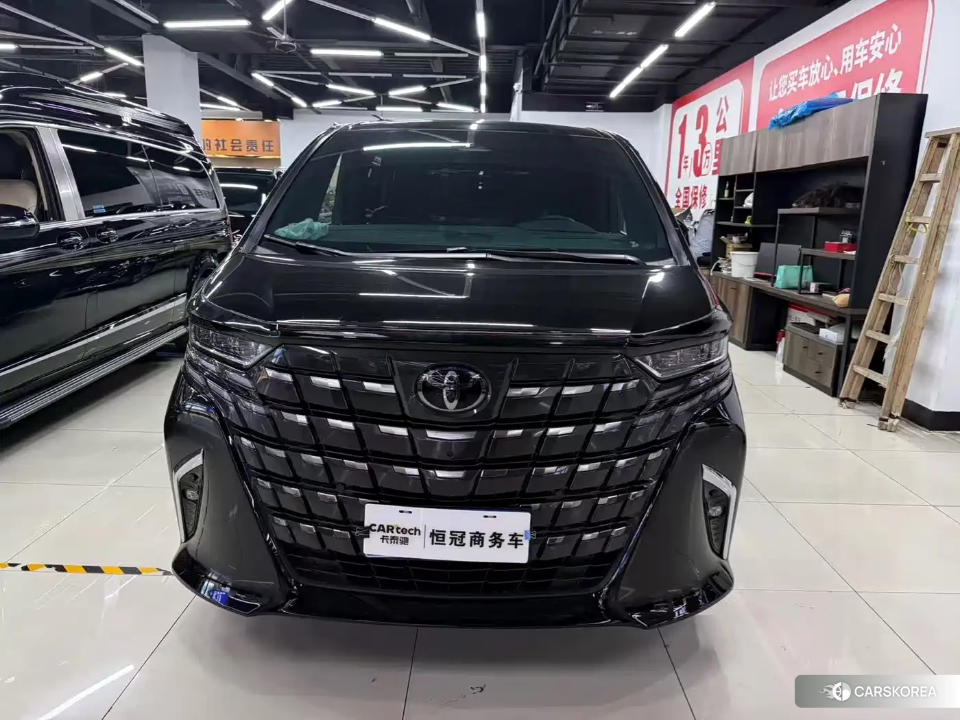 Toyota Elfa id 4583747 из Китая 7