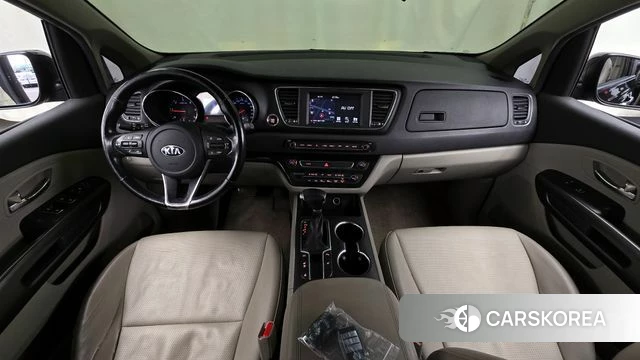 Kia The New Carnival id 4285614 из Кореи 17