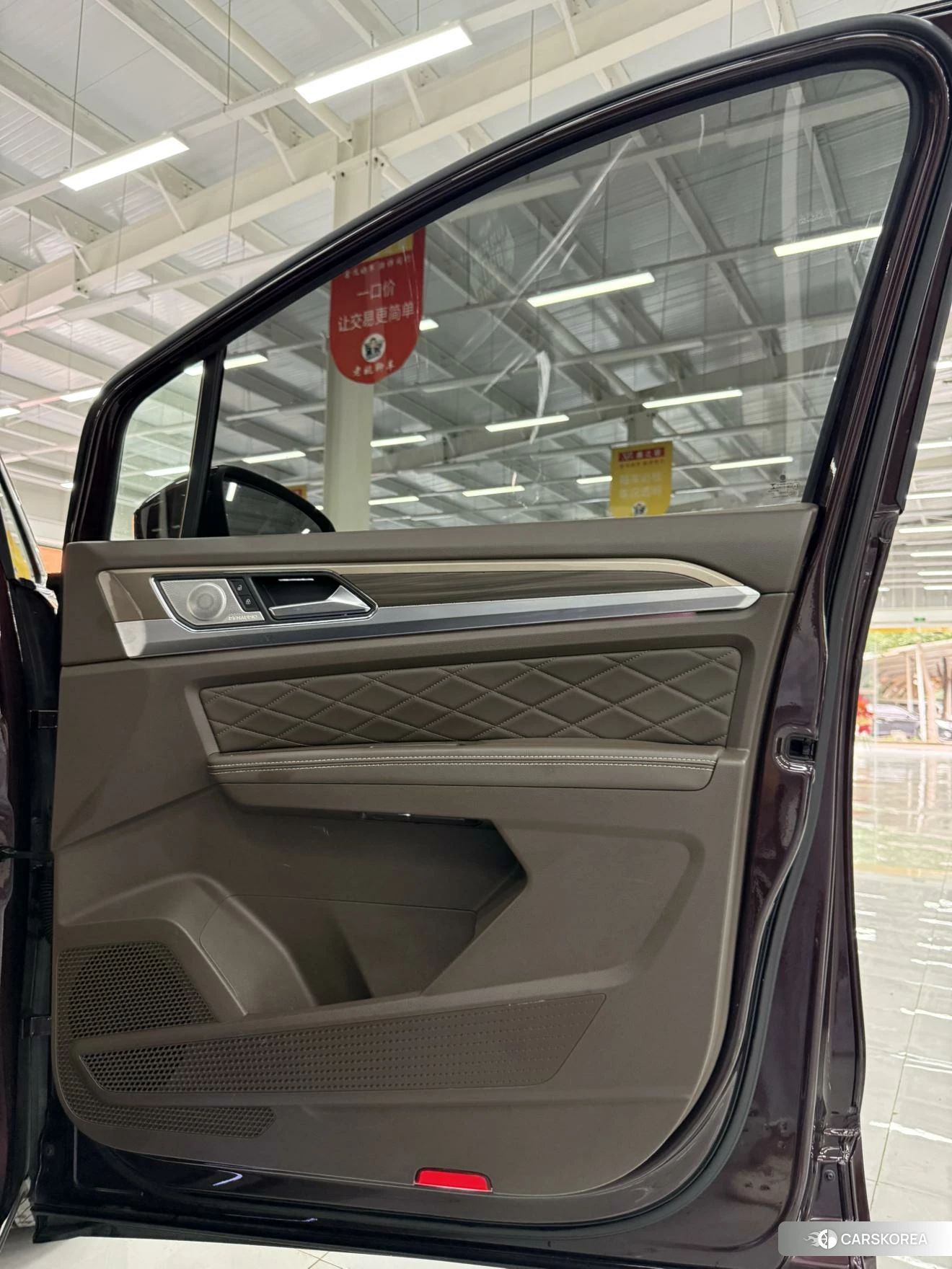 Volkswagen Weiran id 4440602 из Китая 32